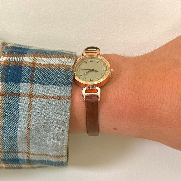 Y2K Rose Gold Quartz Watch with Taupe Leather Strap Unisex 8.5" New - Picture 2 of 5